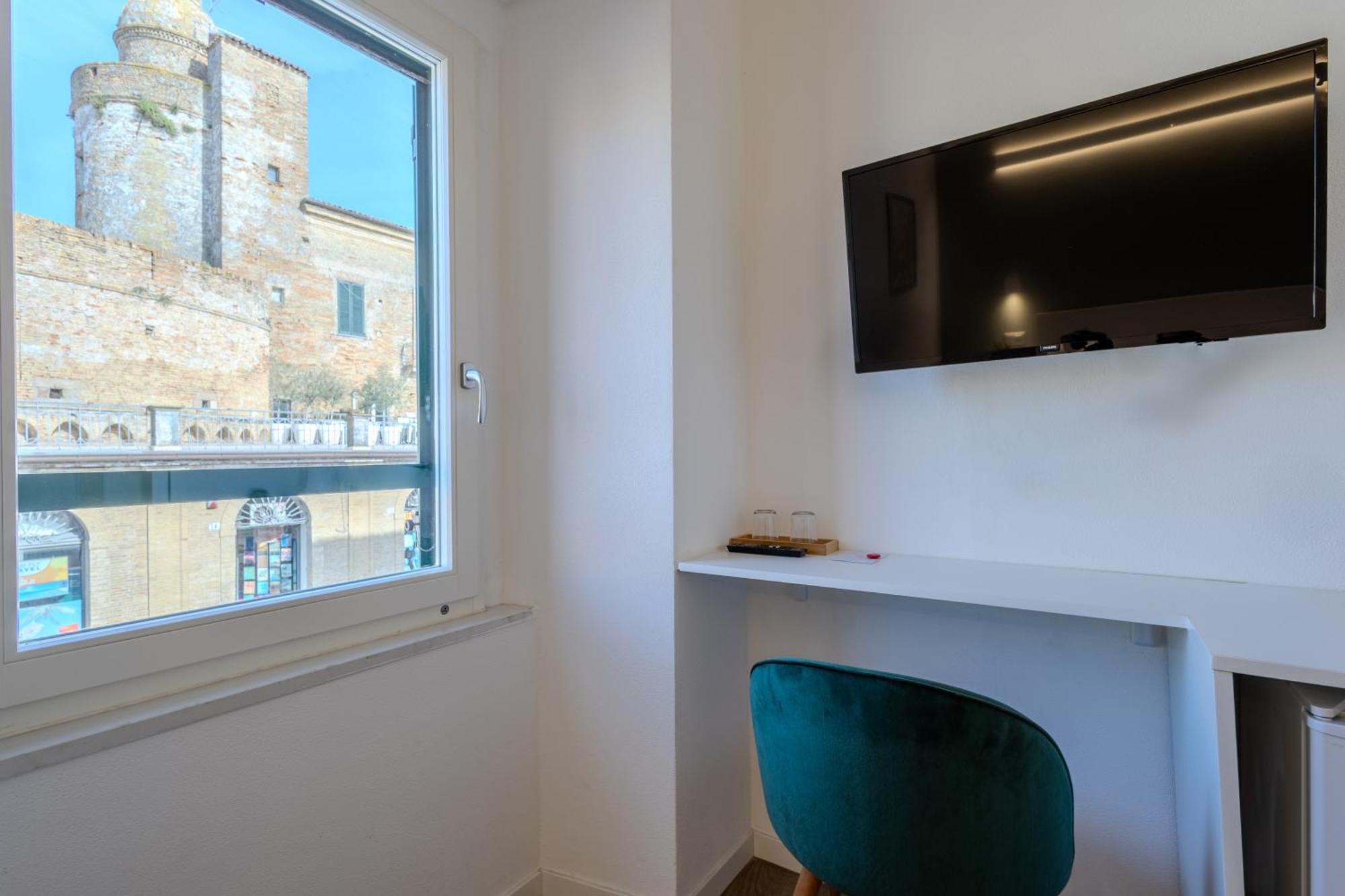 Corso Garibaldi 21 Apartment & Rooms Vasto Buitenkant foto