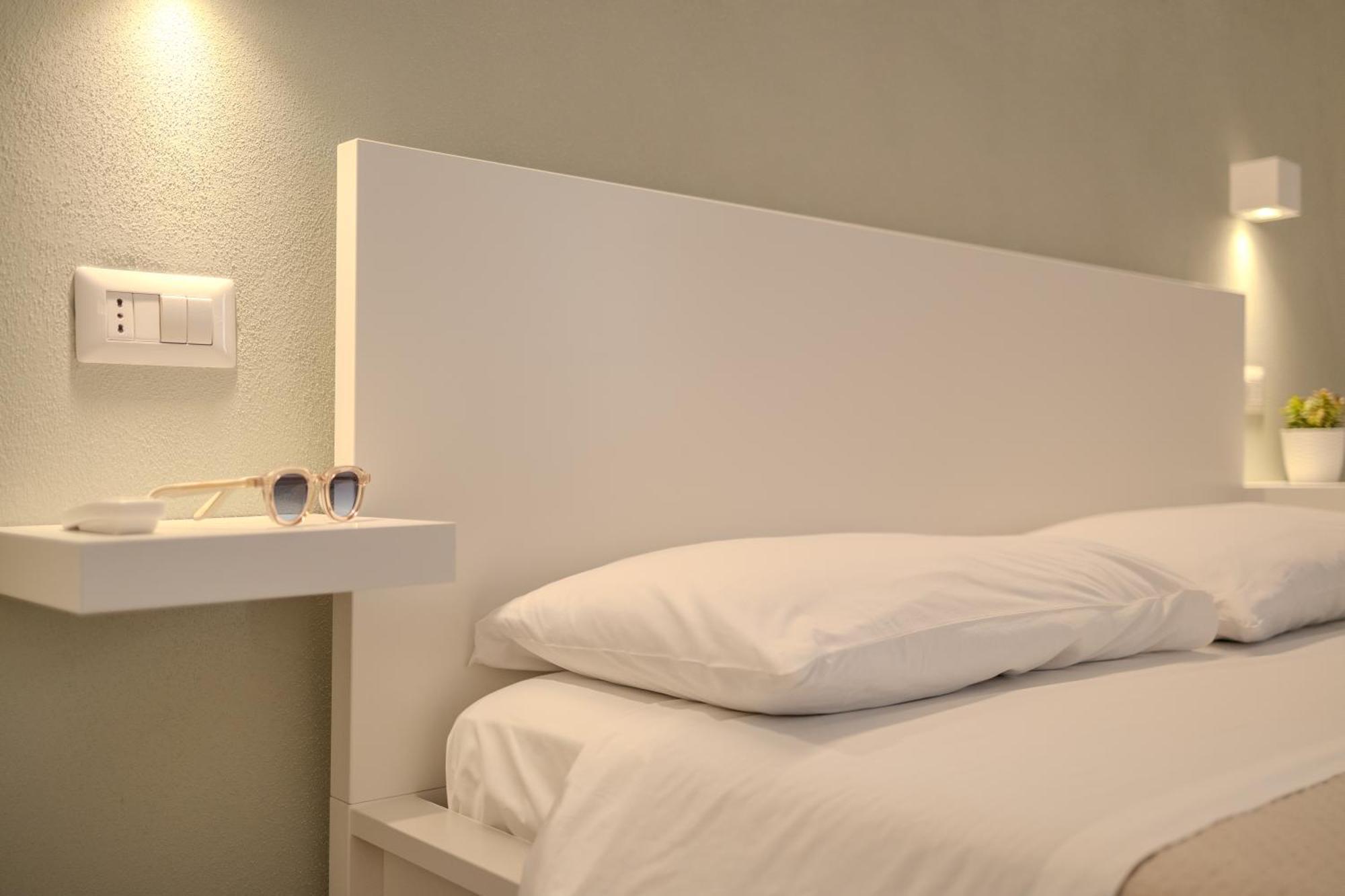 Corso Garibaldi 21 Apartment & Rooms Vasto Buitenkant foto