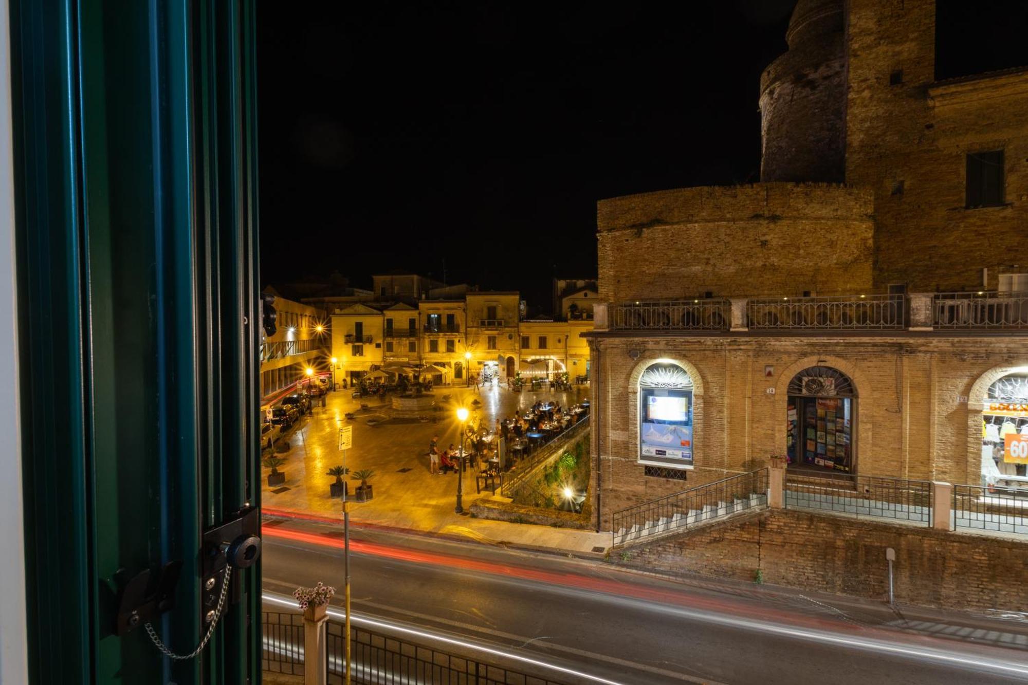 Corso Garibaldi 21 Apartment & Rooms Vasto Buitenkant foto