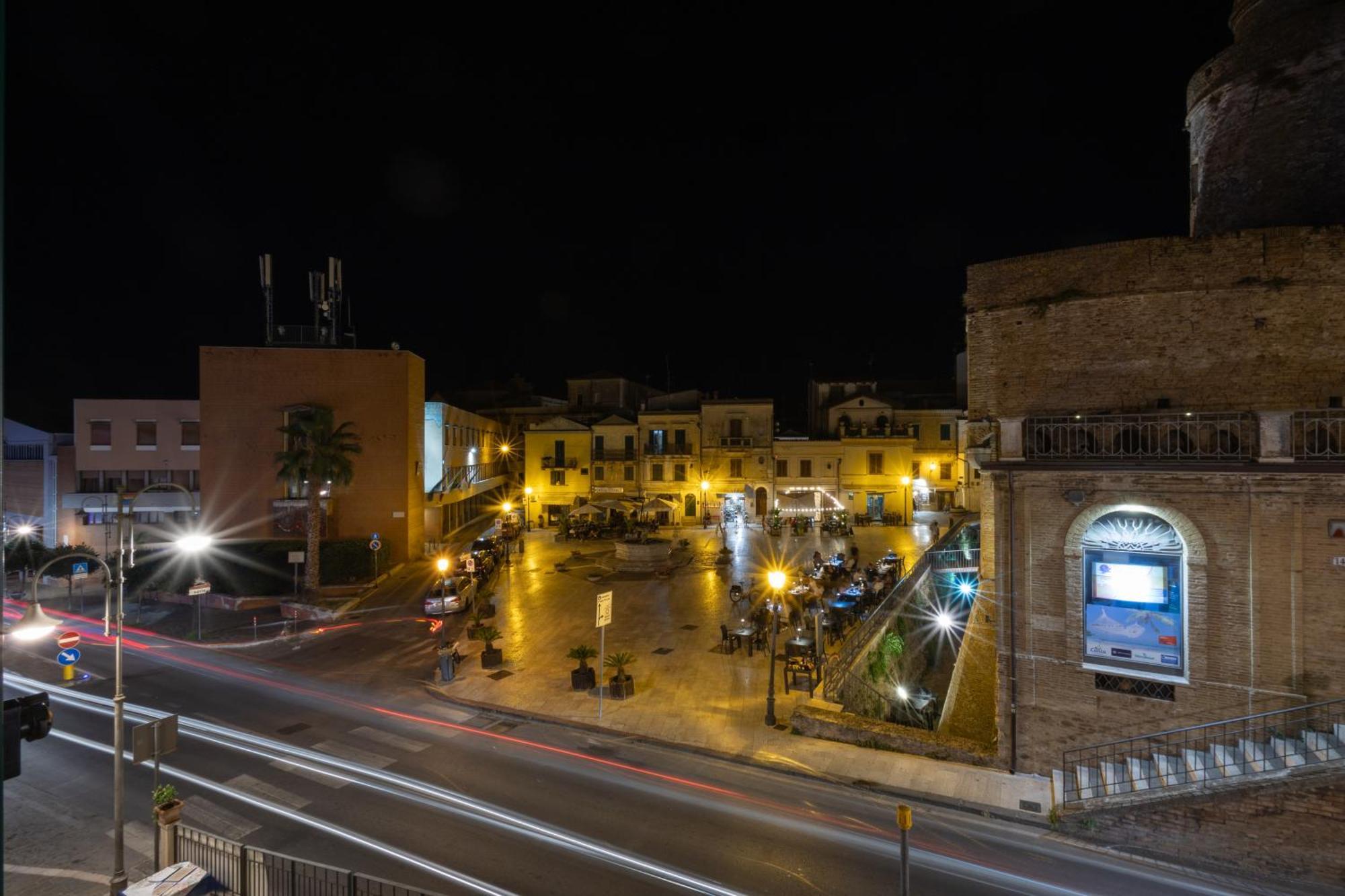 Corso Garibaldi 21 Apartment & Rooms Vasto Buitenkant foto